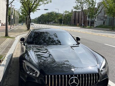 MERCEDES-BENZ GT AMG - 2