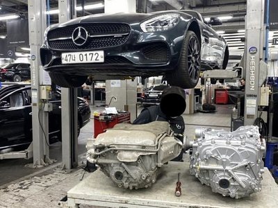 MERCEDES-BENZ GT AMG - 9