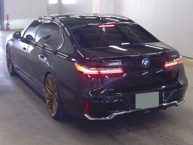 2023 BMW 7 SERIES photo 1