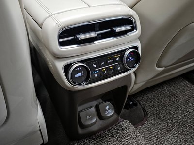 2020 Genesis GV80 thumbnail 24