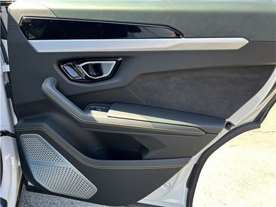 صورة مصغرة 33 لـ 2019 Lamborghini URUS