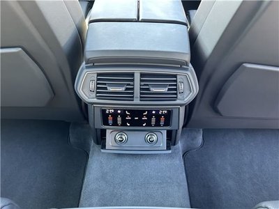 صورة مصغرة 30 لـ 2019 Lamborghini URUS