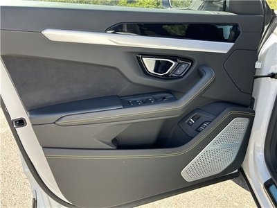 صورة مصغرة 29 لـ 2019 Lamborghini URUS