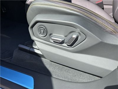 صورة مصغرة 23 لـ 2019 Lamborghini URUS