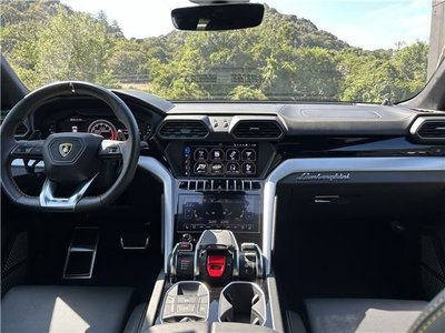 صورة مصغرة 40 لـ 2019 Lamborghini URUS