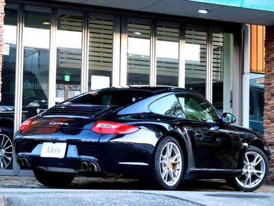 PORSCHE 911 - 4