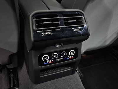 2026 BMW 5 SERIES — миниатюра 26