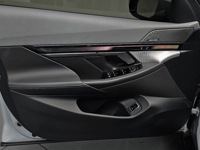 2026 BMW 5 SERIES — миниатюра 15