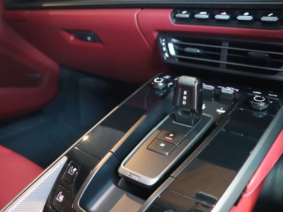 2024 Porsche 911 — миниатюра 71