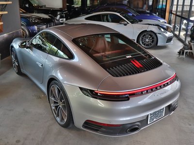 2024 Porsche 911 — миниатюра 24