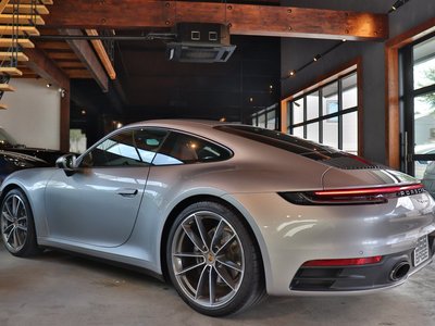 2024 Porsche 911 — миниатюра 25
