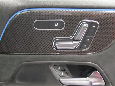 2025 Mercedes-BENZ GLB AMG 缩略图 13
