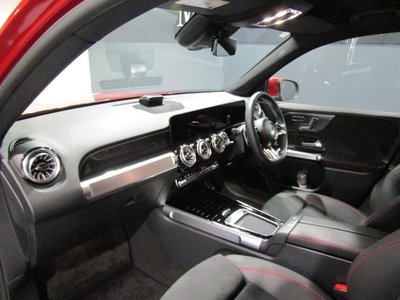 2025 Mercedes-BENZ GLB AMG 照片 7