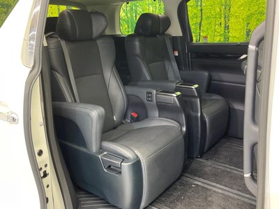 TOYOTA ALPHARD - 9