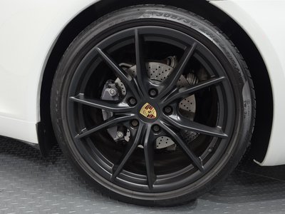 PORSCHE 911 - 8