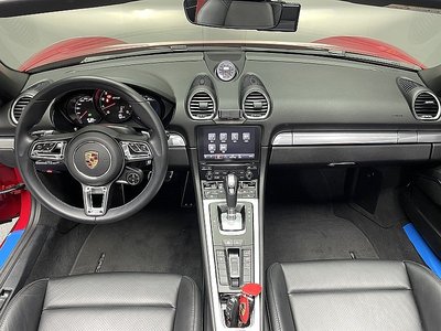 PORSCHE 718 BOXSTER - 5