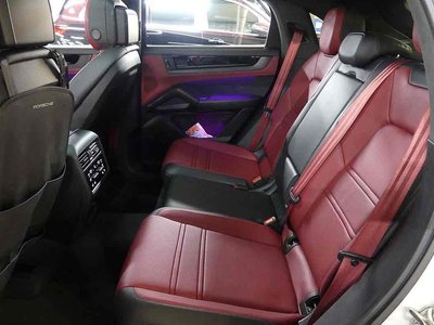 PORSCHE CAYENNE - 10
