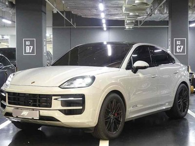PORSCHE CAYENNE - 1