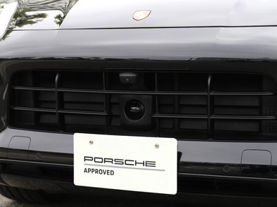 PORSCHE CAYENNE - 9