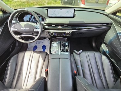 GENESIS G80 (RG3) - 5