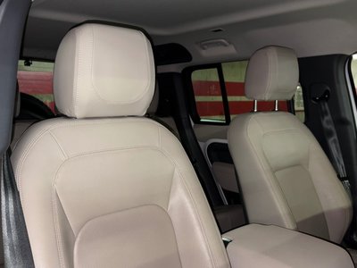 LAND ROVER DEFENDER - 6