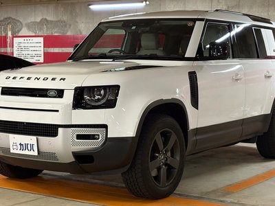 LAND ROVER DEFENDER - 1