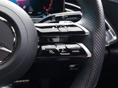 2025 Mercedes-BENZ E-CLASS 缩略图 21