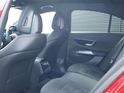 2025 Mercedes-BENZ E-CLASS 缩略图 9