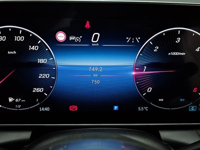 MERCEDES-BENZ GLC - 8