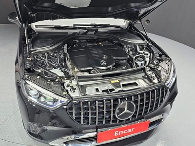 MERCEDES-BENZ GLC - 7