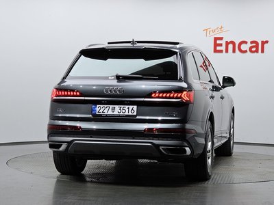 AUDI Q7 - 4