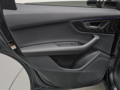 2022 AUDI Q7 — миниатюра 15