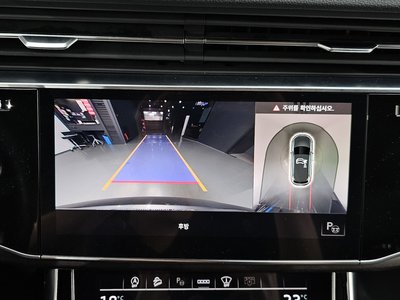 2022 AUDI Q7 — миниатюра 22