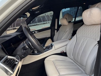 2025 BMW X5 photo 7
