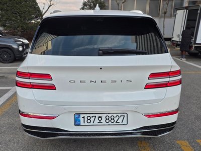 GENESIS GV80 - 3