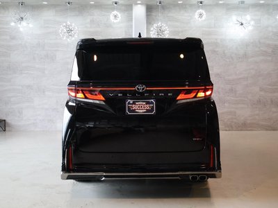 TOYOTA VELLFIRE - 6