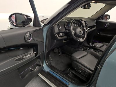 MINI COUNTRYMAN - 10