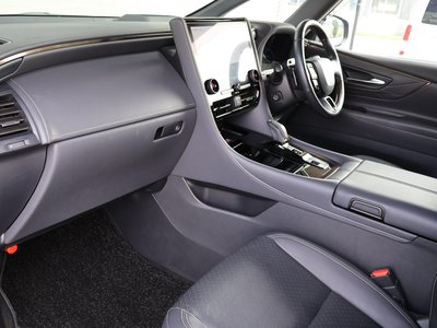 صورة مصغرة 17 لـ 2024 Toyota VELLFIRE