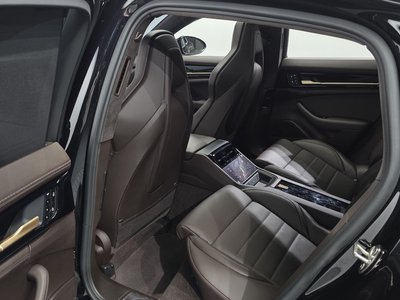2025 Porsche PANAMERA thumbnail 11