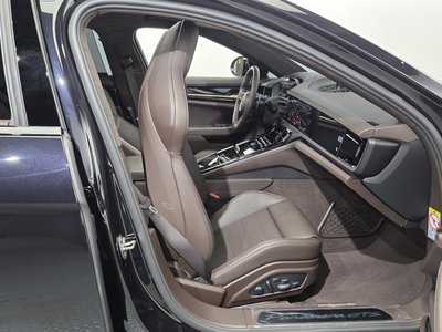 2025 Porsche PANAMERA thumbnail 12