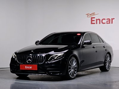 MERCEDES-BENZ E-CLASS - 1