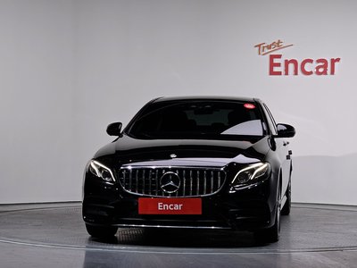 MERCEDES-BENZ E-CLASS - 2