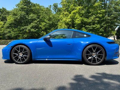 PORSCHE 911 - 8