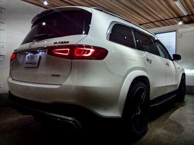 MERCEDES-BENZ GLS - 10