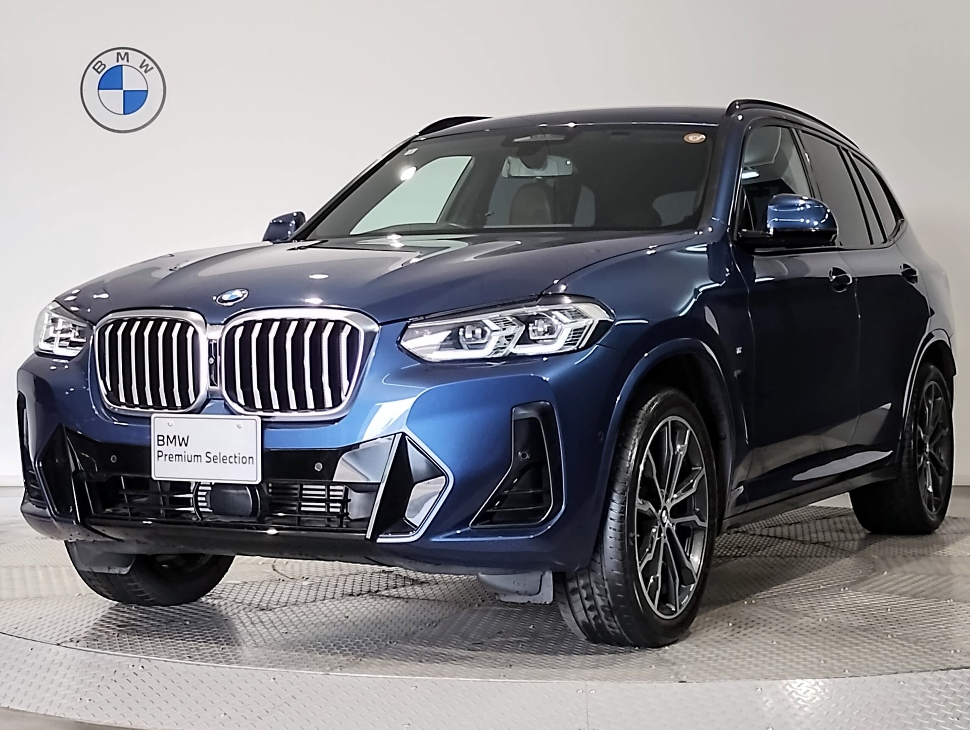 BMW X3 - View 1