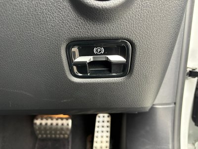 صورة مصغرة 30 لـ 2023 Mercedes-BENZ C-CLASS
