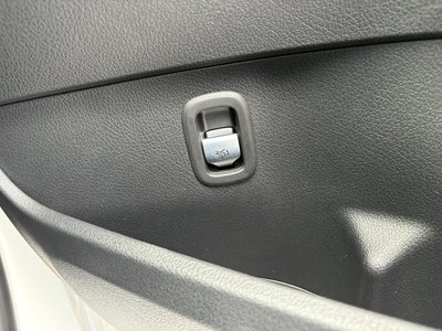 صورة مصغرة 27 لـ 2023 Mercedes-BENZ C-CLASS