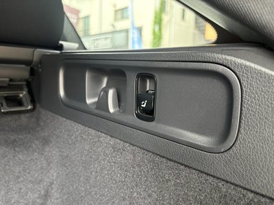 صورة مصغرة 54 لـ 2023 Mercedes-BENZ C-CLASS