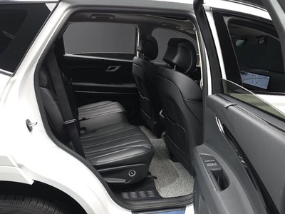 صورة مصغرة 18 لـ 2025 Genesis GV80
