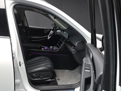 صورة مصغرة 17 لـ 2025 Genesis GV80